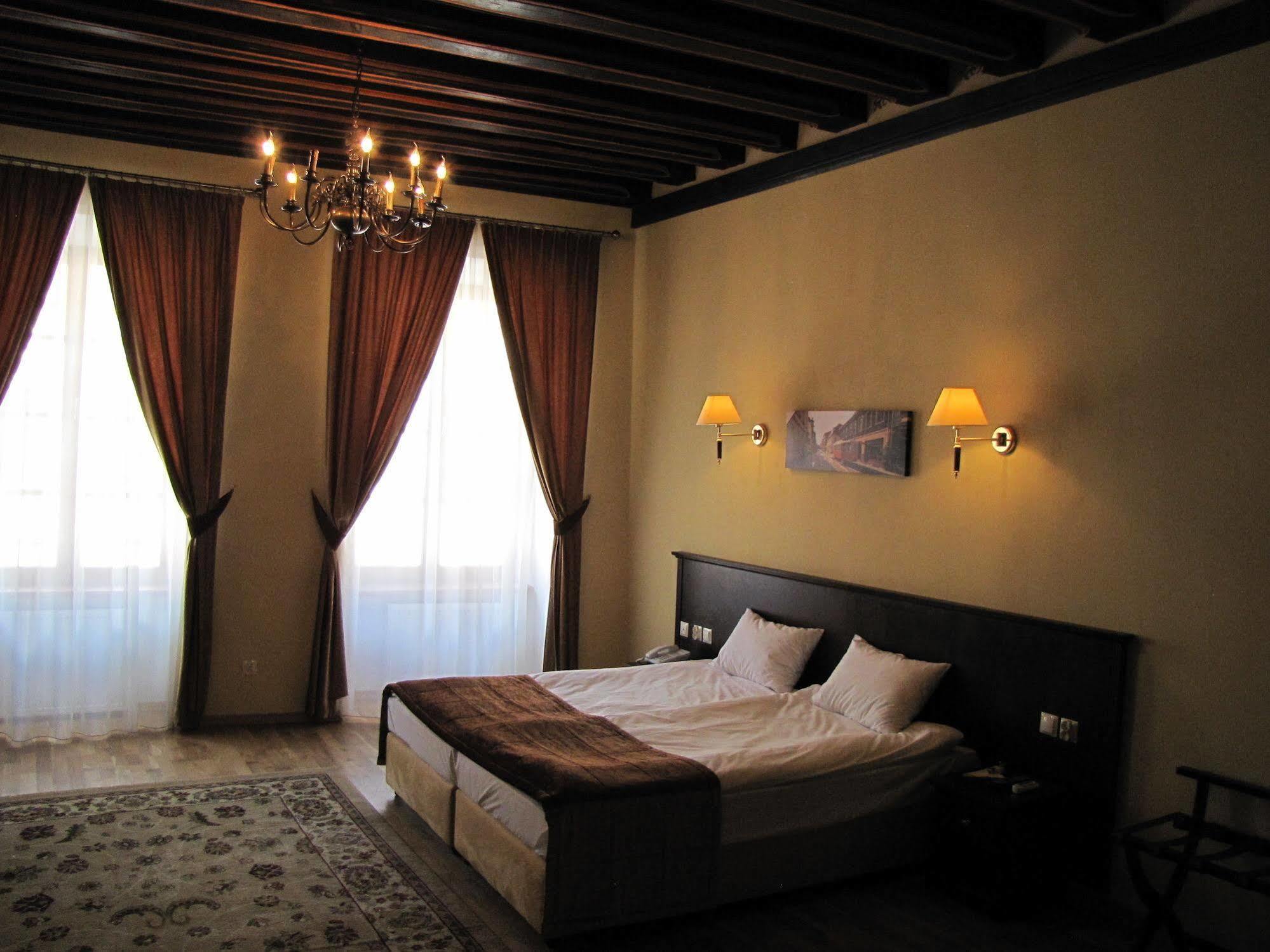 Rezydencja Cleopatra Bed & Breakfast Lublin Exterior foto