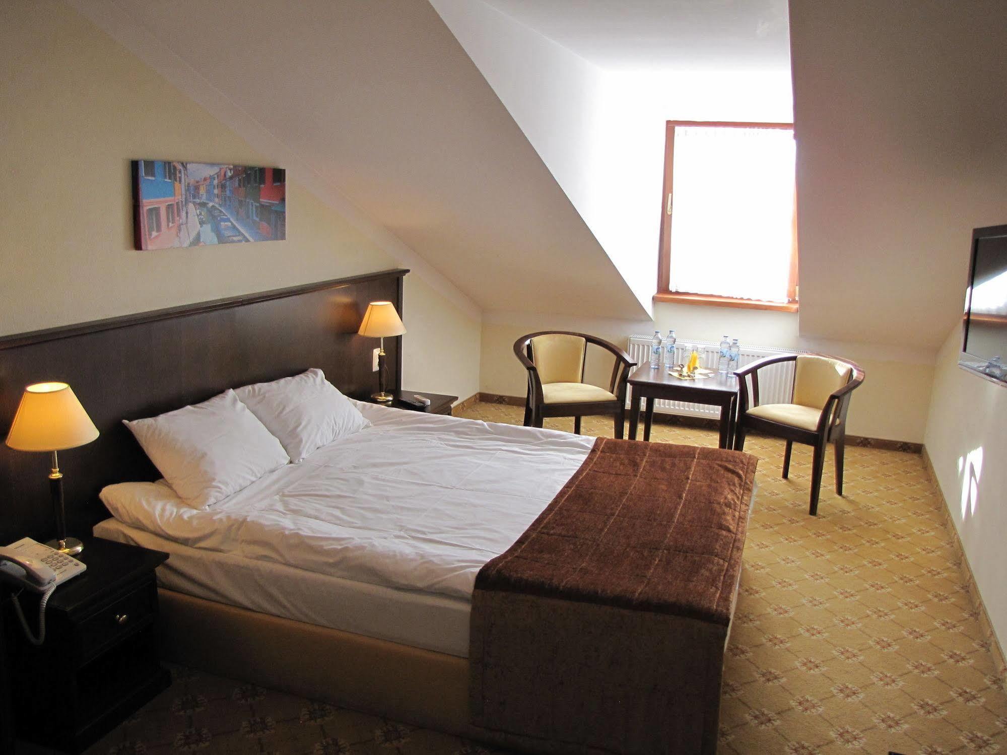 Rezydencja Cleopatra Bed & Breakfast Lublin Exterior foto